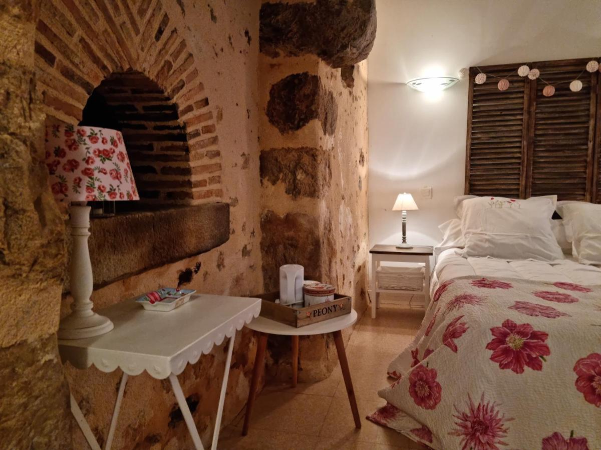L 'Aupinouse Chambre Double Pivoine Avec Salle D'Eau Privative La Suze-sur-Sarthe Exterior foto