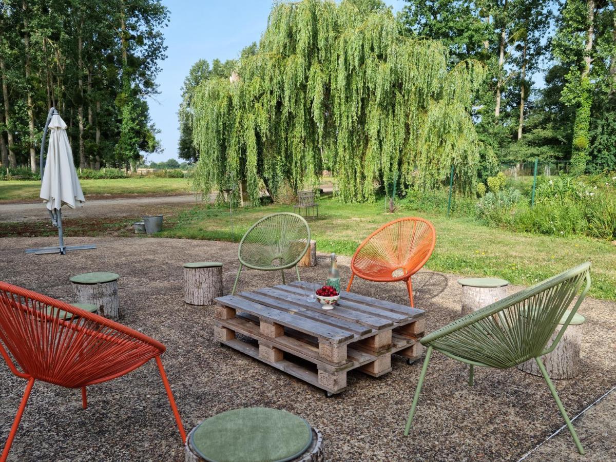 L 'Aupinouse Chambre Double Pivoine Avec Salle D'Eau Privative La Suze-sur-Sarthe Exterior foto