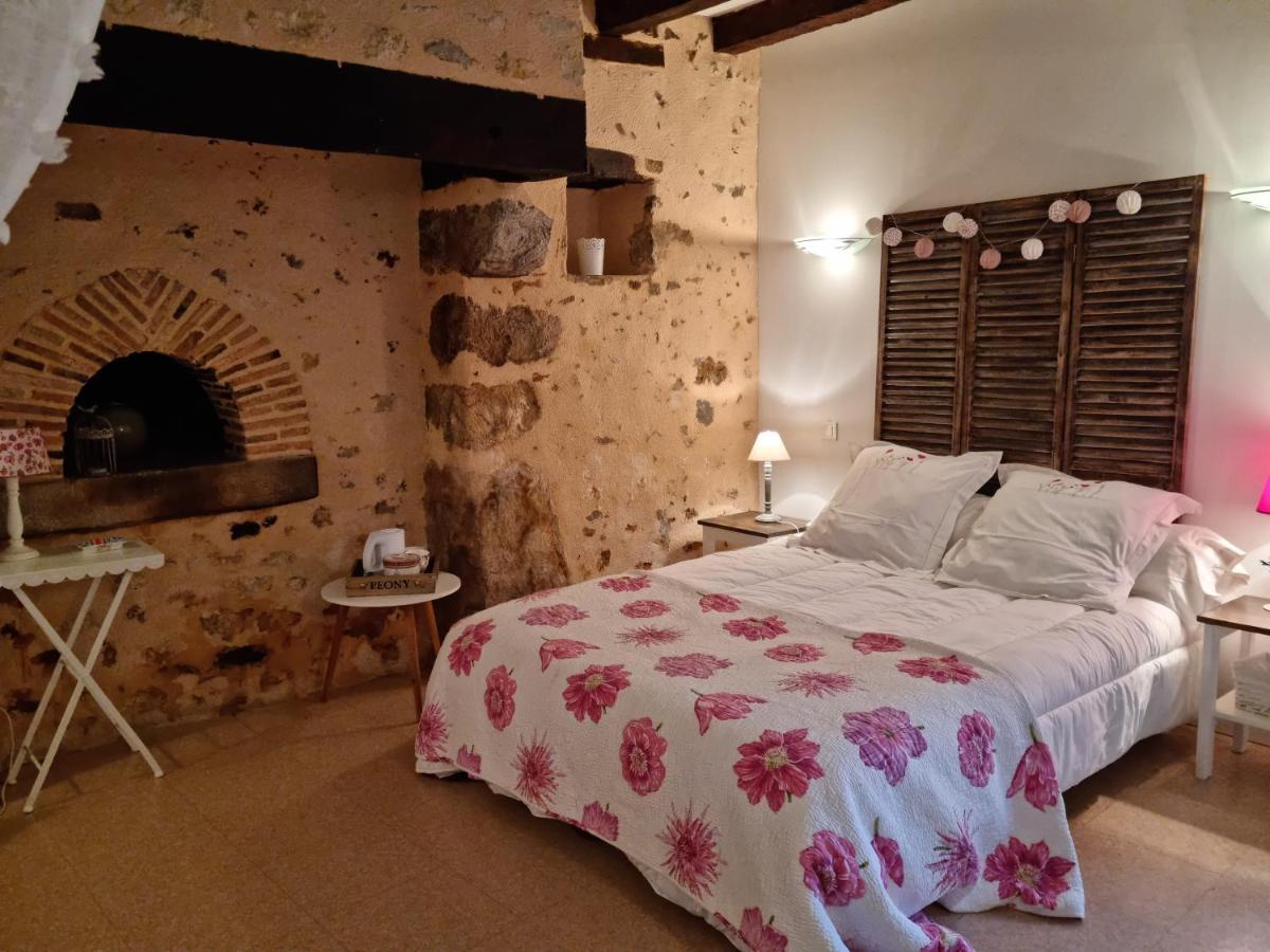 L 'Aupinouse Chambre Double Pivoine Avec Salle D'Eau Privative La Suze-sur-Sarthe Exterior foto