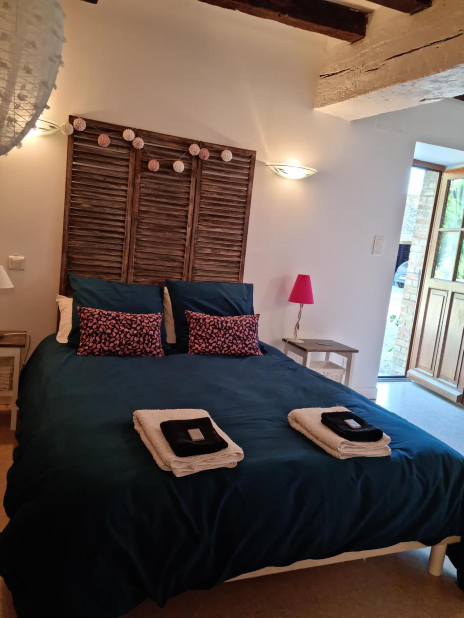 L 'Aupinouse Chambre Double Pivoine Avec Salle D'Eau Privative La Suze-sur-Sarthe Exterior foto
